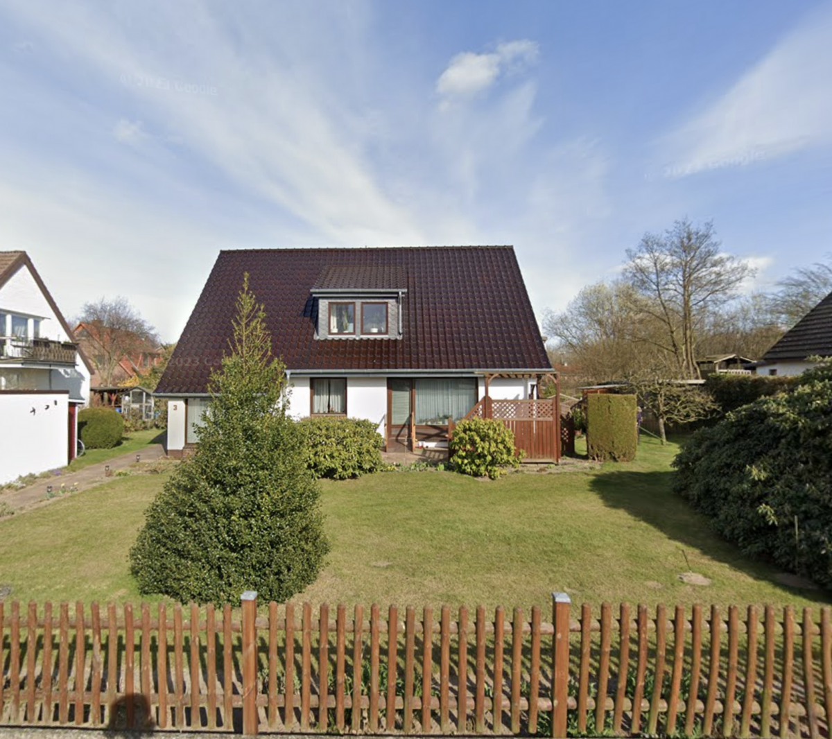 Vorgarten - Strassenansicht